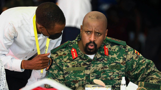 Ouganda : tollé à Washington après les tweets du fils de Museveni Ouganda : tollé à Washington après les tweets du fils de Museveni