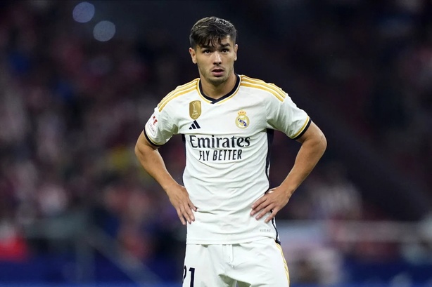Real Madrid : Brahim Diaz parmi les joueurs susceptibles de partir Real Madrid : Brahim Diaz parmi les joueurs susceptibles de partir