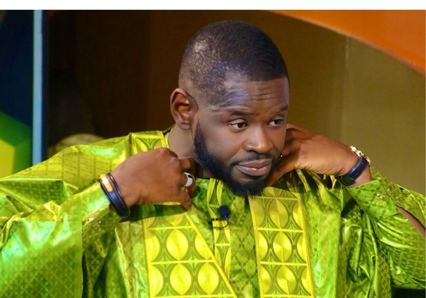 « Je ne suis pas un bandit » : Pape Cheikh Diallo en larmes après l’annonce du mandat de dépôt « Je ne suis pas un bandit » : Pape Cheikh Diallo en larmes après l’annonce du mandat de dépôt