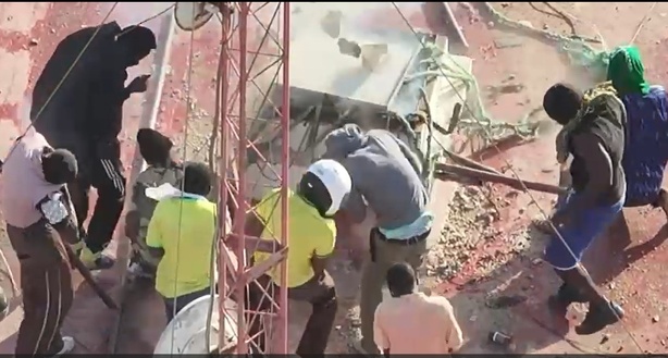 « Des grenades lacrymogènes ont été découvertes dans les chambres universitaires » (Ministre de l'intérieur)