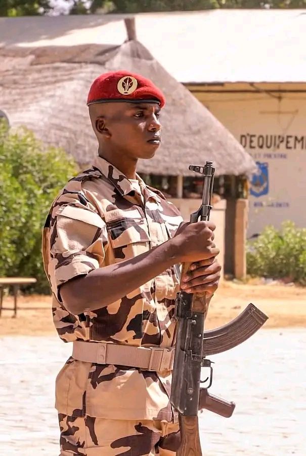 Tchad : le fils de Mahamat Idriss Déby déjà dans les rangs de l’armée nationale