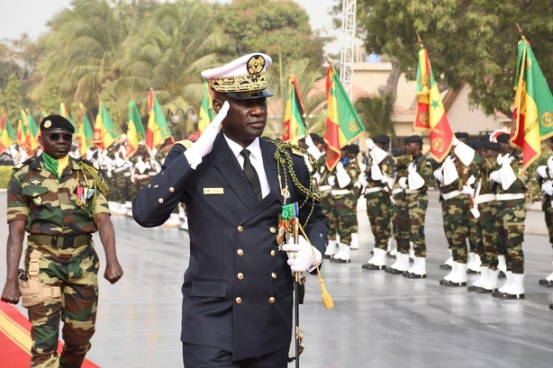 Sénégal : Oumar Wade installé au poste de chef d’état-major général des armées Sénégal : Oumar Wade installé au poste de chef d’état-major général des armées