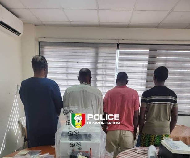 Faux visas et passeports : un important réseau démantelé à Dakar