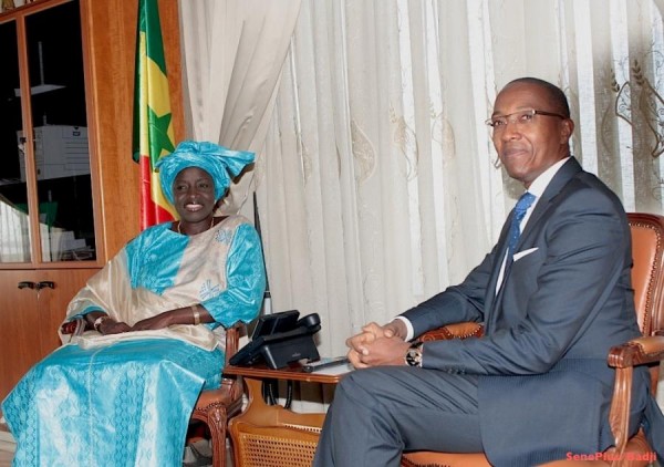Réaction de Mimi Touré à la sortie d'Abdoul M'baye « Je regrette les propos irrévérencieux à l'endroit du Président Sall »