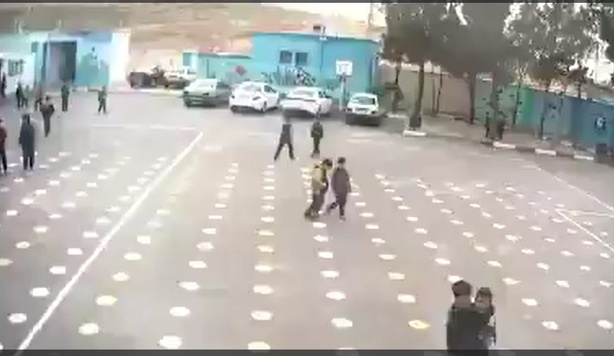 Iran : vidéos exclusives d’une attaque meurtrière contre des enfants à l’école Iran : vidéos exclusives d’une attaque meurtrière contre des enfants à l’école