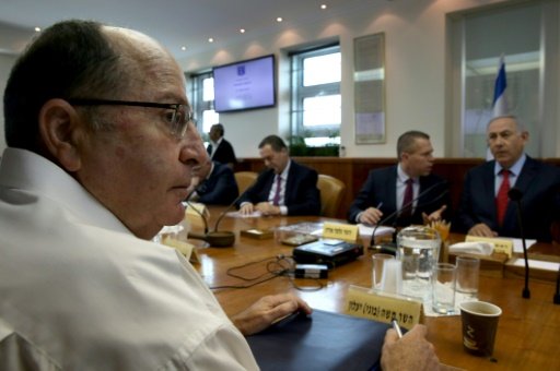 Israël: le ministre de la Défense démissionne