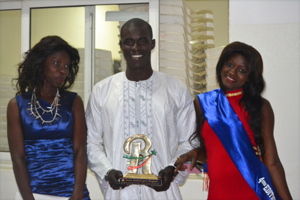 PHOTOS: Remise du Prix de la révélation politique 2016 PHOTOS: Remise du Prix de la révélation politique 2016