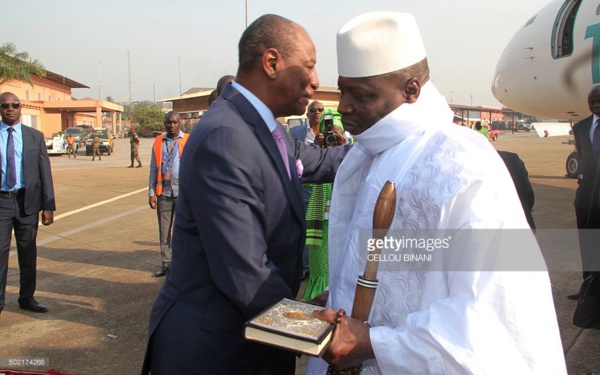 Clin d’œil: Condé de Guinée pas différent de Yaya Jammeh Clin d’œil: Condé de Guinée pas différent de Yaya Jammeh