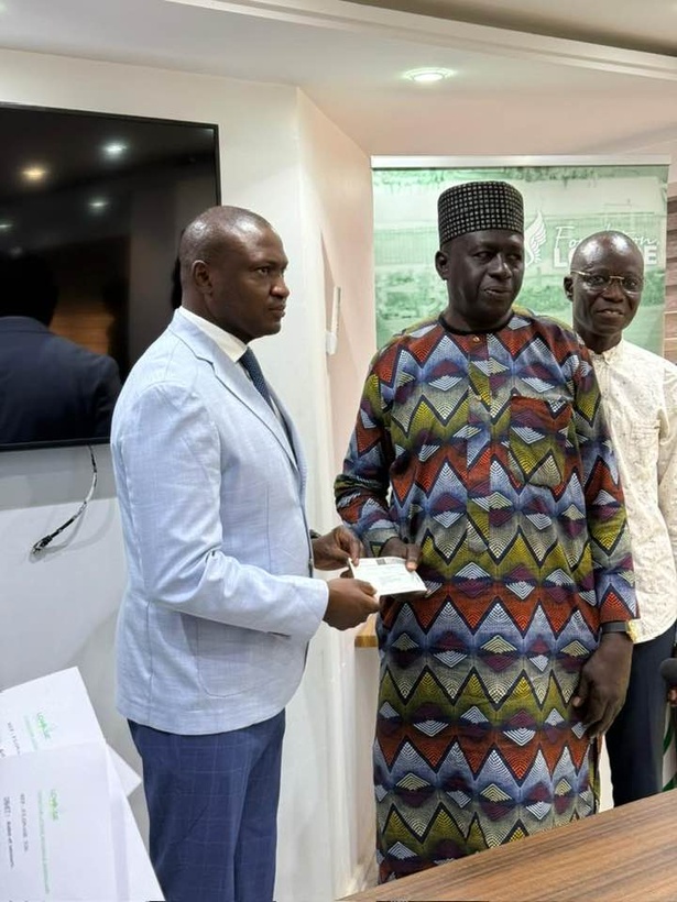 À la veille de la Korité, la LONASE aide les familles des supporters détenus au Maroc À la veille de la Korité, la LONASE aide les familles des supporters détenus au Maroc