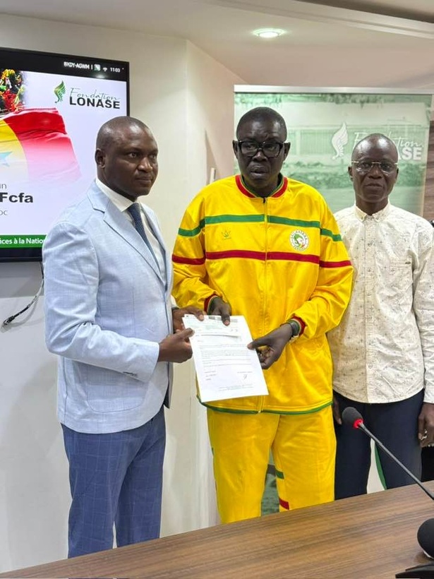 À la veille de la Korité, la LONASE aide les familles des supporters détenus au Maroc