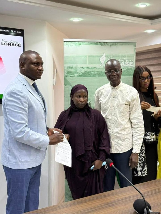 À la veille de la Korité, la LONASE aide les familles des supporters détenus au Maroc