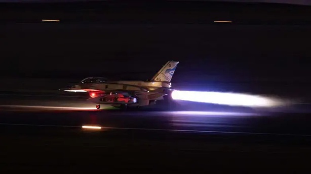 Moyen-Orient : l'Iran mène des frappes non-stop contre Israël Moyen-Orient : l'Iran mène des frappes non-stop contre Israël