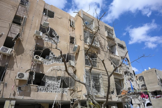 Tel-Aviv visée : l’Iran utilise un missile inédit pour déjouer la défense israélienne