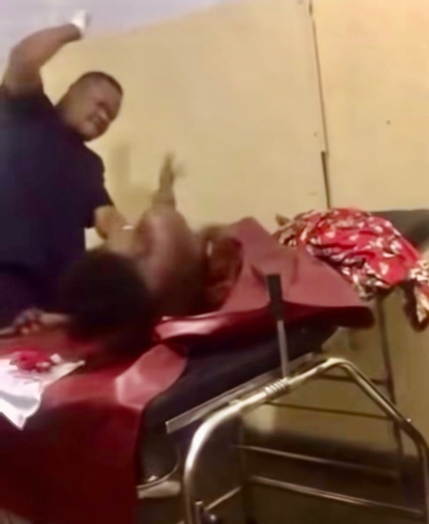 Scandale à Kinshasa : un médecin frappe une patiente en salle d’accouchement