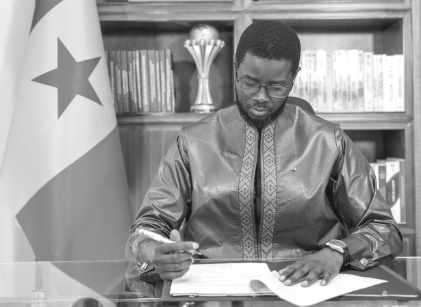 Sénégal : une loi durcit les sanctions sur les « actes contre nature » promulguée Sénégal : une loi durcit les sanctions sur les « actes contre nature » promulguée