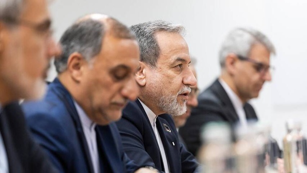 Conflit au Moyen-Orient : l’Iran défie Washington et propose son propre plan