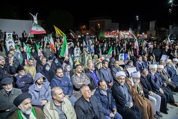 Iran : des chaînes humaines prévues autour des centrales électriques contre les menaces américaines Iran : des chaînes humaines prévues autour des centrales électriques contre les menaces américaines