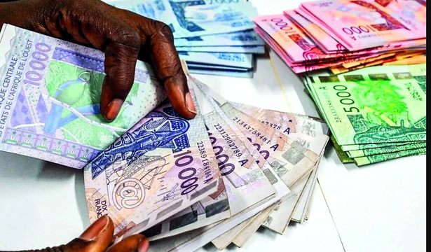 Crédits en ligne frauduleux : comment « HICASH » escroquait des milliers de Sénégalais Crédits en ligne frauduleux : comment « HICASH » escroquait des milliers de Sénégalais