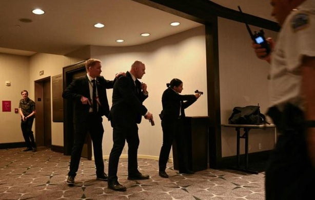 Coups de feu à Washington : Donald Trump évacué en pleine soirée officielle Coups de feu à Washington : Donald Trump évacué en pleine soirée officielle