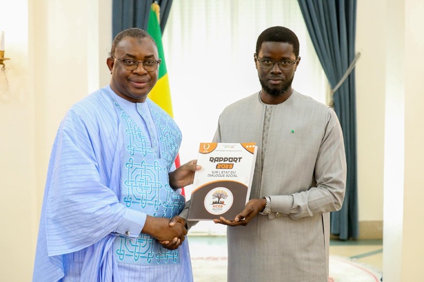 Sénégal : le Président Diomaye Faye reçoit le rapport 2025 sur l’état du dialogue social Sénégal : le Président Diomaye Faye reçoit le rapport 2025 sur l’état du dialogue social