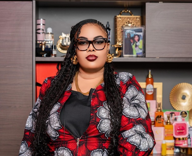 Détournement de produits cosmétiques : sept employés de Diodio Glow Skin envoyés en prison Détournement de produits cosmétiques : sept employés de Diodio Glow Skin envoyés en prison