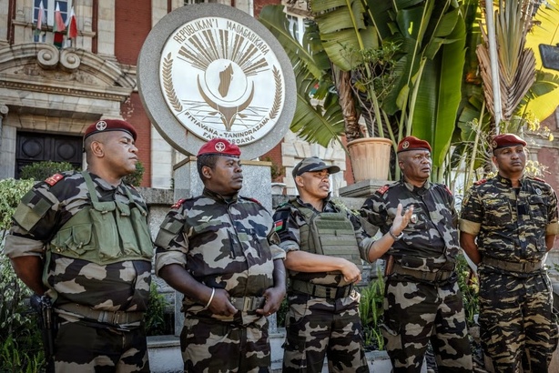 Madagascar : un agent français expulsé, un autre inculpé pour complot présumé Madagascar : un agent français expulsé, un autre inculpé pour complot présumé