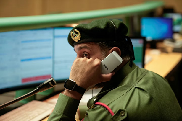 Dubaï : 276 membres d’un réseau mondial de fraude financière arrêtés