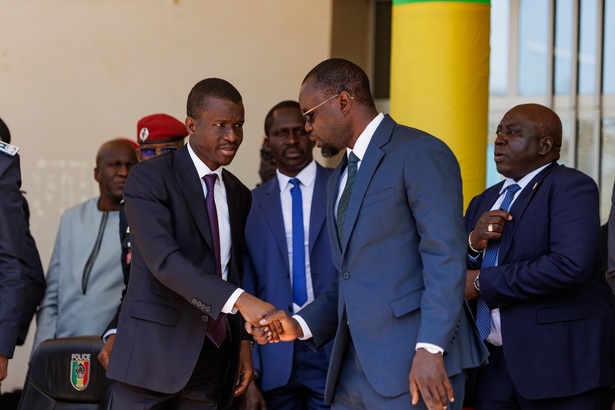 Amitié avec Sonko : le ministre de l’Intérieur clarifie sa position Amitié avec Sonko : le ministre de l’Intérieur clarifie sa position