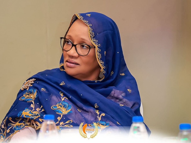 Refus du prince marocain de remettre le trophée à l’équipe du Sénégal : Fatimé Raymonne Habré évoque “un acte très violent” Refus du prince marocain de remettre le trophée à l’équipe du Sénégal : Fatimé Raymonne Habré évoque “un acte très violent”
