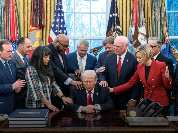 États-Unis : Donald Trump réaffirme le rôle de Dieu dans la puissance américaine