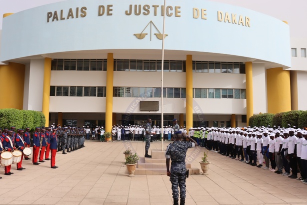 Dakar : Magistrats et forces de sécurité réunis pour une marche symbolique dans le Plateau