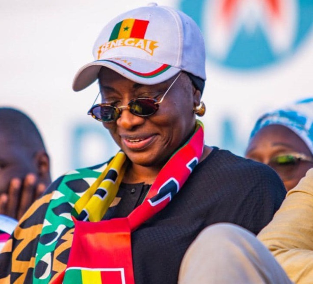 Aminata Touré réorganise le groupe WhatsAp de la coalition « Diomaye Président » Aminata Touré réorganise le groupe WhatsAp de la coalition « Diomaye Président »