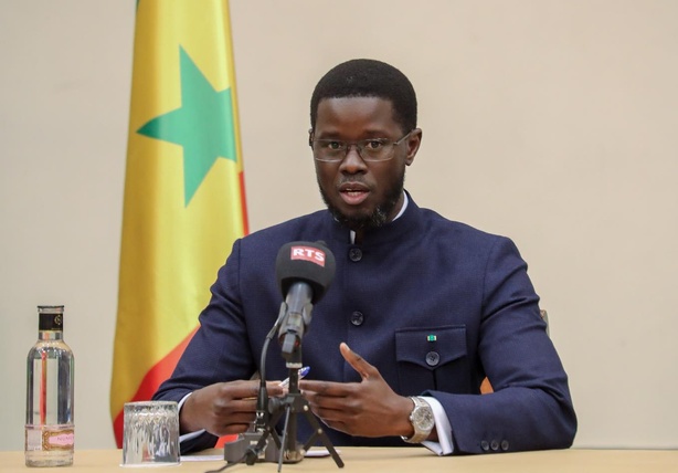 Dialogue national : Diomaye remplace la rencontre du 28 mai par des consultations ciblées Dialogue national : Diomaye remplace la rencontre du 28 mai par des consultations ciblées
