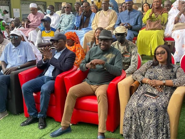 Médina : l’opposition lance une offensive contre le régime Diomaye–Sonko Médina : l’opposition lance une offensive contre le régime Diomaye–Sonko