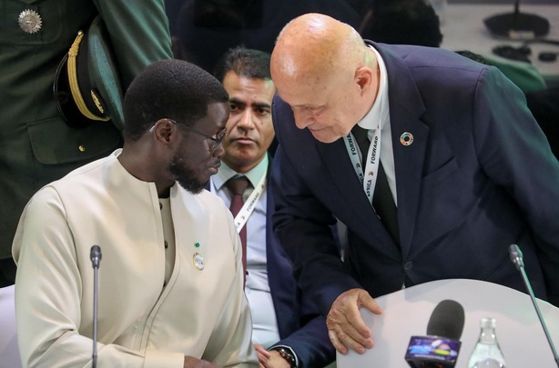 Dette publique — Les coulisses des discussions entre Diomaye, Macron et le FMI : « la France ne laissera pas tomber le Sénégal » Dette publique — Les coulisses des discussions entre Diomaye, Macron et le FMI : « la France ne laissera pas tomber le Sénégal »