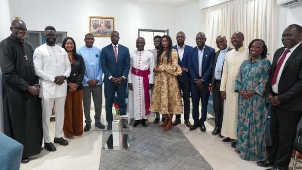 Pèlerinage de Popenguine : Ousmane Sonko reçu par l’Archevêque de Dakar Pèlerinage de Popenguine : Ousmane Sonko reçu par l’Archevêque de Dakar