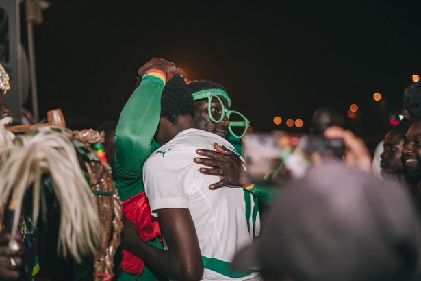 AIBD : forte mobilisation pour accueillir les supporters sénégalais (PHOTOS) AIBD : forte mobilisation pour accueillir les supporters sénégalais (PHOTOS)