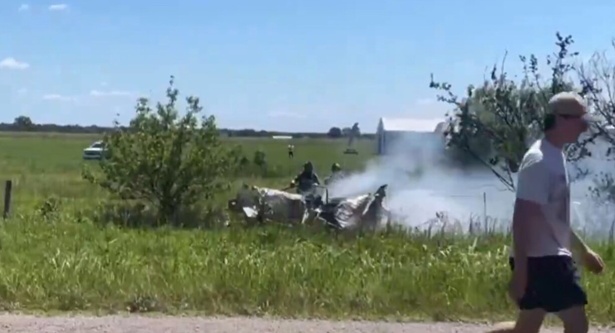États-Unis : crash d’un avion de parachutisme dans le Missouri, 12 morts