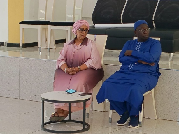 Académie des Jeunes Centristes : Nicole Gakou défend une « troisième voie » pour le Sénégal Académie des Jeunes Centristes : Nicole Gakou défend une « troisième voie » pour le Sénégal