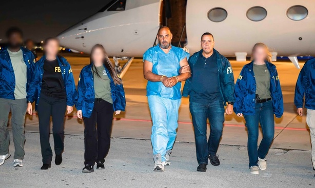 États-Unis : un suspect d’une fraude de 3,7 milliards de dollars à Medicare extradé de Turquie