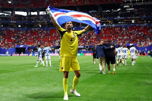 Mondial 2026 : Le Cap-Vert décroche une qualification historique en 16es et défiera l’Argentine Mondial 2026 : Le Cap-Vert décroche une qualification historique en 16es et défiera l’Argentine