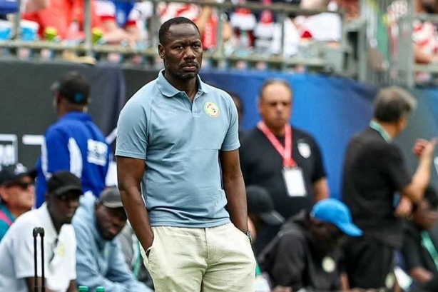Équipe nationale du Sénégal : une pétition lancée pour le départ de Pape Thiaw Équipe nationale du Sénégal : une pétition lancée pour le départ de Pape Thiaw