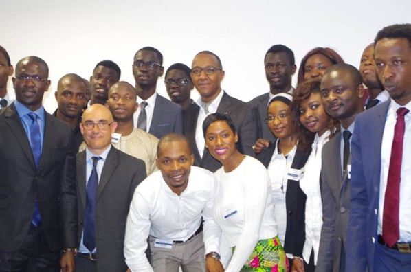 L'ancien premier ministre, Abdoul Mbaye vide l'APR en France L'ancien premier ministre, Abdoul Mbaye vide l'APR en France