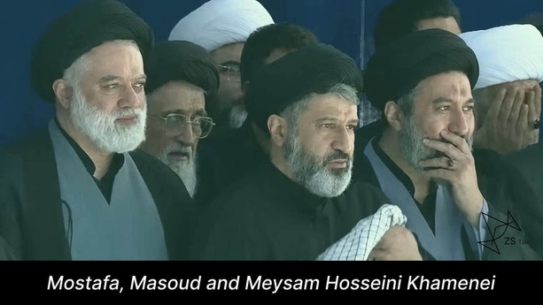 Iran : trois fils d'Ali Khamenei apparaissent publiquement lors de la prière funéraire de leur père