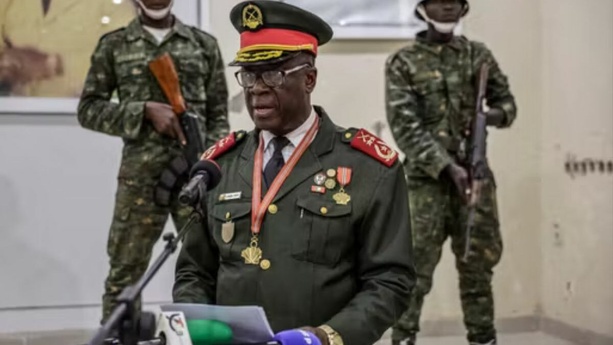 Bissau : l’opposition accuse Umaro Sissoco Embaló d’avoir orchestré l’arrestation de Domingos Simões Pereira