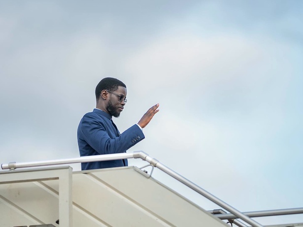 Bassirou Diomaye Faye se rend à Doha pour les obsèques de l’ancien émir du Qatar Bassirou Diomaye Faye se rend à Doha pour les obsèques de l’ancien émir du Qatar