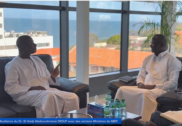 Ministère de l'Énergie et du Pétrole : Abdourahmane Diouf reçoit Antoine Diome et Cie Ministère de l'Énergie et du Pétrole : Abdourahmane Diouf reçoit Antoine Diome et Cie