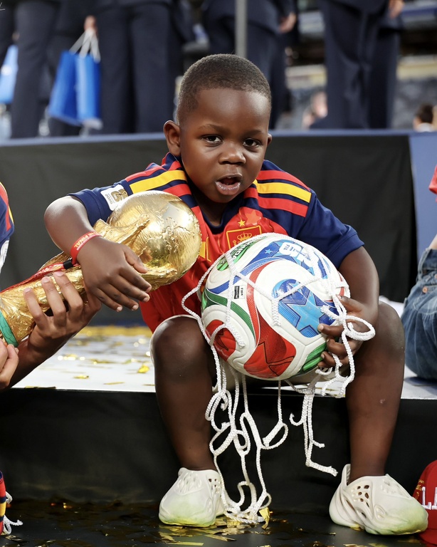 Coupe du monde 2026 : Keyne, le petit frère de Lamine Yamal, fait craquer les supporters Coupe du monde 2026 : Keyne, le petit frère de Lamine Yamal, fait craquer les supporters