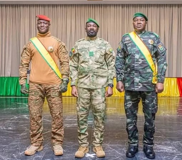 CAN 2032 : le Burkina Faso, le Mali et le Niger officialisent leur candidature commune CAN 2032 : le Burkina Faso, le Mali et le Niger officialisent leur candidature commune