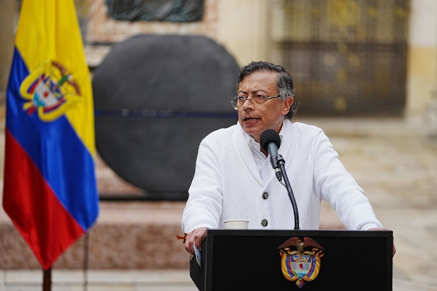 Colombie : Gustavo Petro accuse son successeur d'« obéir directement » aux États-Unis Colombie : Gustavo Petro accuse son successeur d'« obéir directement » aux États-Unis